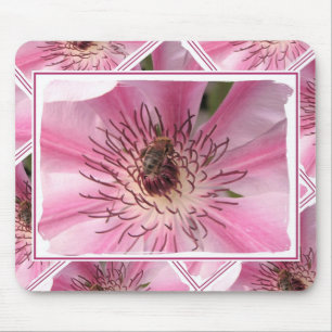 Rosa Blume mit Biene Mousepad