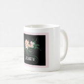 Rosa Blume mit grünem Swirt Personalisiert Kaffeetasse (VorderseiteRechts)