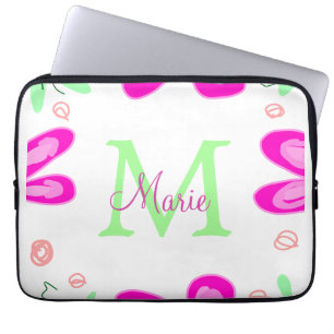 Rosa Blume Monogramm mit dem Buchstaben Grün Laptopschutzhülle