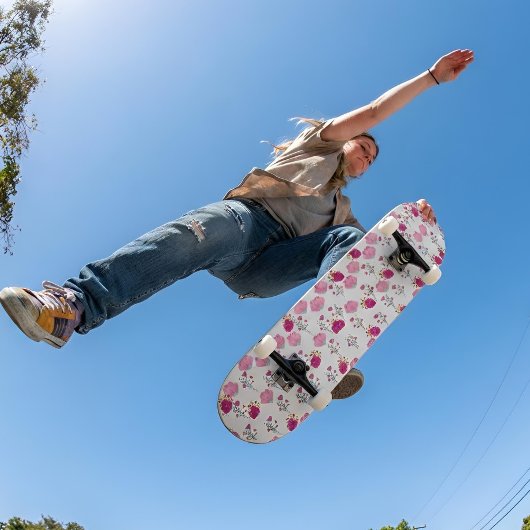 rosa Blume Muster Skateboard