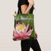 Rosa Blume personalisiert mit Name Braun & Datum Tasche (Von Nahem)