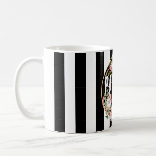 Rosa Blume schwarz-weiß Streifen Monogramm Kaffeetasse (Links)