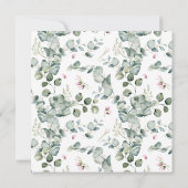 Rosa Blume und grüne Blätter auf weißer Monogramm Mitteilungskarte (Rückseite)