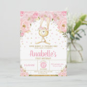Rosa Blumenbunny 1. Geburtstag Einladung Mädchen (Stehend Vorderseite)