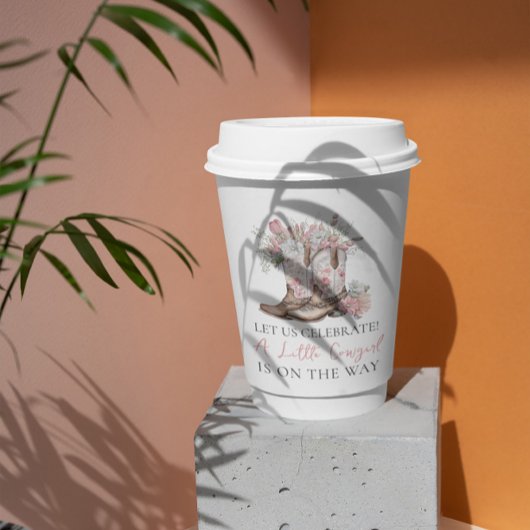 Rosa Blumencowgirl Stiefel und Green Bay Dusche Pappbecher