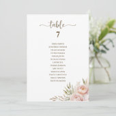 Rosa Blumenkarte für die Hochzeitssitze der Tischn Einladung (Stehend Vorderseite)