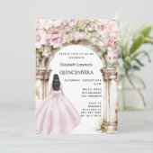 Rosa Blumenkleid Gewand Quinceanera Einladung (Stehend Vorderseite)