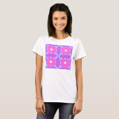 rosa Blumenmuster T-Shirt (Vorne ganz)