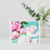 Rosa Blumenpeony Cosy Latte Watercolor Postkarte (Stehend Vorderseite)