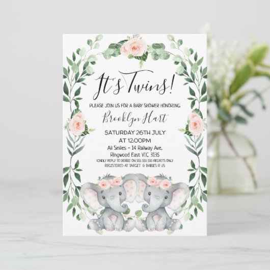 Rosa Blumenreath Zwillingsschwanz Elephant Babydus Einladung (Stehend Vorderseite)