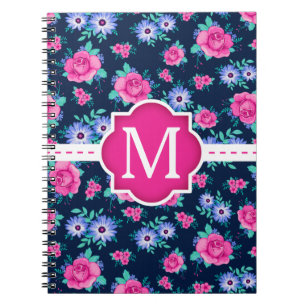Rosa BlumenRosen-Muster-Gewohnheits-Monogramm Notizblock