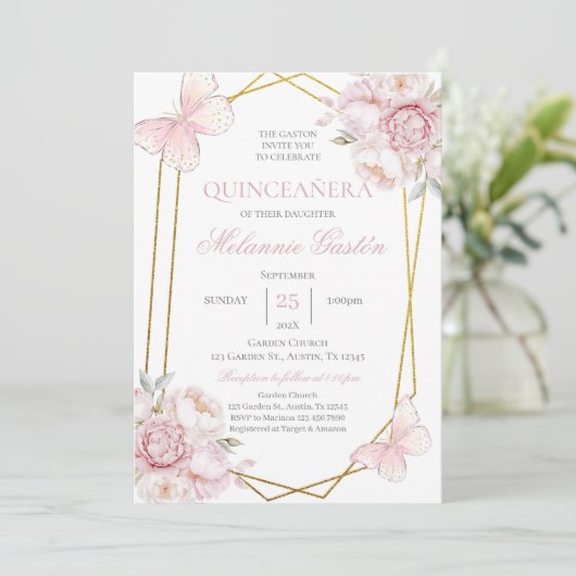 Rosa Blumenschmetterlinge Quinceañera Einladung (Stehend Vorderseite)