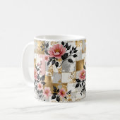 Rosa Blumensträuße auf Gold- und Weißplätzen Kaffeetasse (Vorderseite Links)