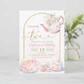Rosa Blumentee für zwei Mädchen Geburtstagsparty Einladung (Stehend Vorderseite)