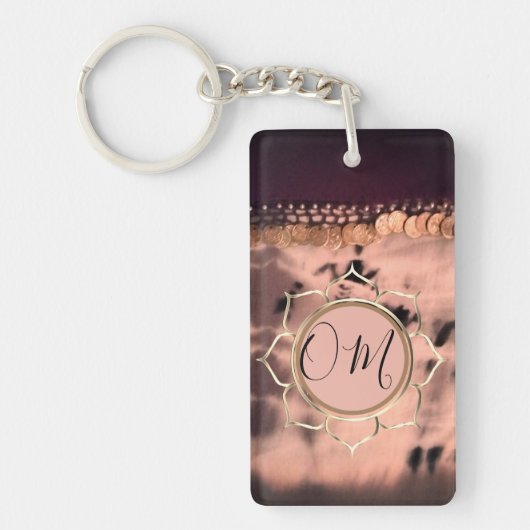 Rosa Blush Gefärbte Krawatte OM Lotus Schlüsselanhänger (Vorderseite)