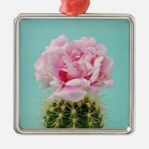Rosa Blüte auf stacheligem Kaktus Ornament Aus Metall