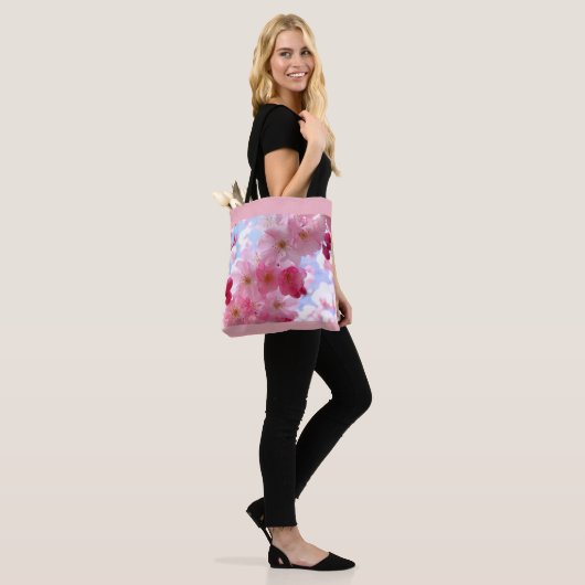 Rosa Blüte Tasche (Am Model)