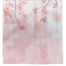 Rosa Blüten auf dem Nebelzweig