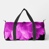 Rosa Blütenblätter auf schwarzen Blume Duffle Bag (Vorderseite)
