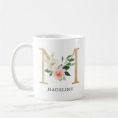 Rosa Blütenfarben, goldener Buchstaben M Monogramm Kaffeetasse (Links)