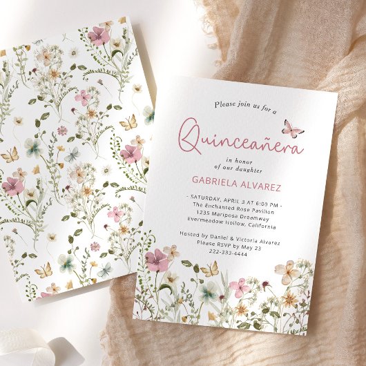 Rosa Blütenpinsel Quinceñera Einladung