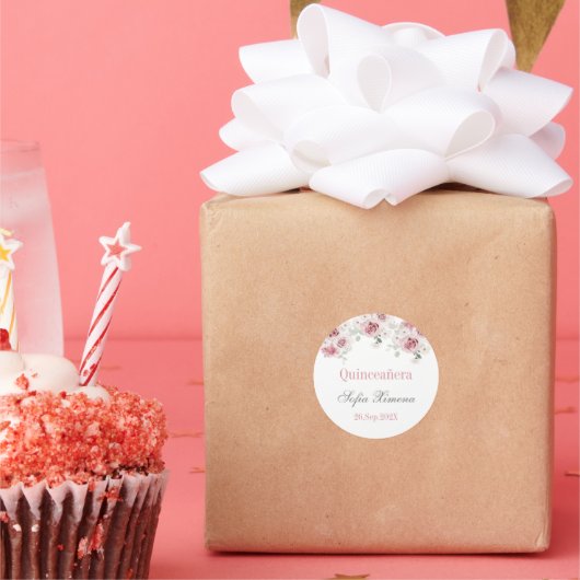 Rosa Blütenpracht Quinceñera Runder Aufkleber (Party)