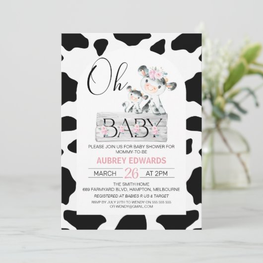 Rosa Blütenschwarze Kuh Print Baby Dusche Einladung (Stehend Vorderseite)