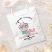 Rosa Bookworm-Thema Geschenktütchen (Ausgeschnitten)