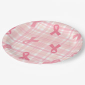 Rosa Brustkrebs Schleife Kariertes Muster Pappteller (Schrägansicht)