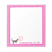 Rosa Bubblegum-Katze mit geometrischer Grenzmeldun Notizblock (Vorderseite)