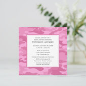Rosa Camouflage Brautparty oder Vertragspartei Einladung (Stehend Vorderseite)