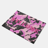 Rosa Camouflage WILLKOMMEN Tür-Matte, 18" x 24" Fußmatte (Schrägansicht)