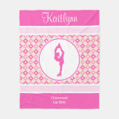 Rosa Checkered Diamant-Zahl Skater mit Monogramm Fleecedecke (Vorderseite)