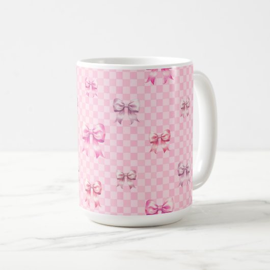 Rosa Coquette Bow Checkerboard Kaffeetasse (VorderseiteRechts)