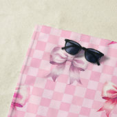 Rosa Coquette Bow Checkerboard Strandtuch (Beispiel)
