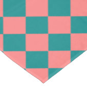 rosa Cyan Schachbrett Diamond Pattern Tischdecke (Schrägansicht)