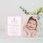 Rosa Damaske Cross Girls Foto Taufen Einladungen (Stehend Vorderseite)
