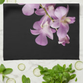Rosa Dendrobium-Orchideen-Blume auf Schwarzem - Geschirrtuch (Gefaltet)