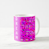 Rosa Design gemusterte Textworte heben Weiß hervor Kaffeetasse (VorderseiteRechts)