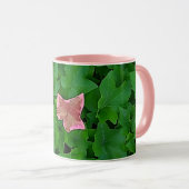 Rosa Efeu-Tasse Tasse (VorderseiteRechts)