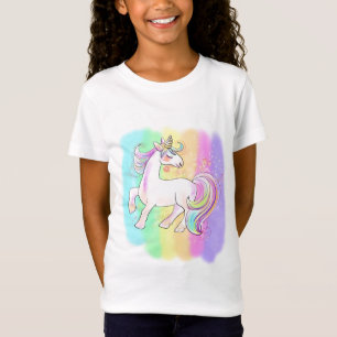 Rosa Einhorn auf Regenbogenuntergrund T-Shirt