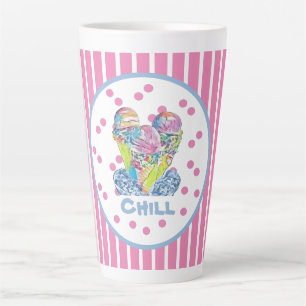 Rosa Eiscreme chillt Milchtasse