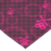 Rosa Emo Muster mit Kreisen Tischdecke (Schrägansicht)