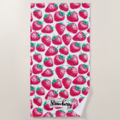 Rosa Erdbeere auf weißem Hintergrund Strandtuch (Vorderseite)