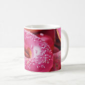 Rosa Erdbeere Donuts Kaffeetasse (VorderseiteRechts)