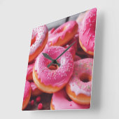 Rosa Erdbeere Donuts Quadratische Wanduhr (Winkel)