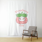 Rosa Erdbeere Kuh Klassischer T - Shirt Wandteppich (Beispiel)