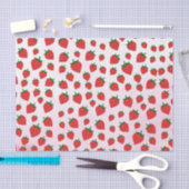 Rosa Erdbeere Sommermuster Seidenpapier (Handwerk)