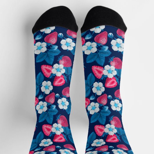 Rosa Erdbeeren auf Blau Socken (Oben)