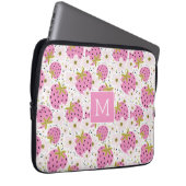 Rosa Erdbeeren Custom Monogram Laptopschutzhülle (Vorne Rechts)